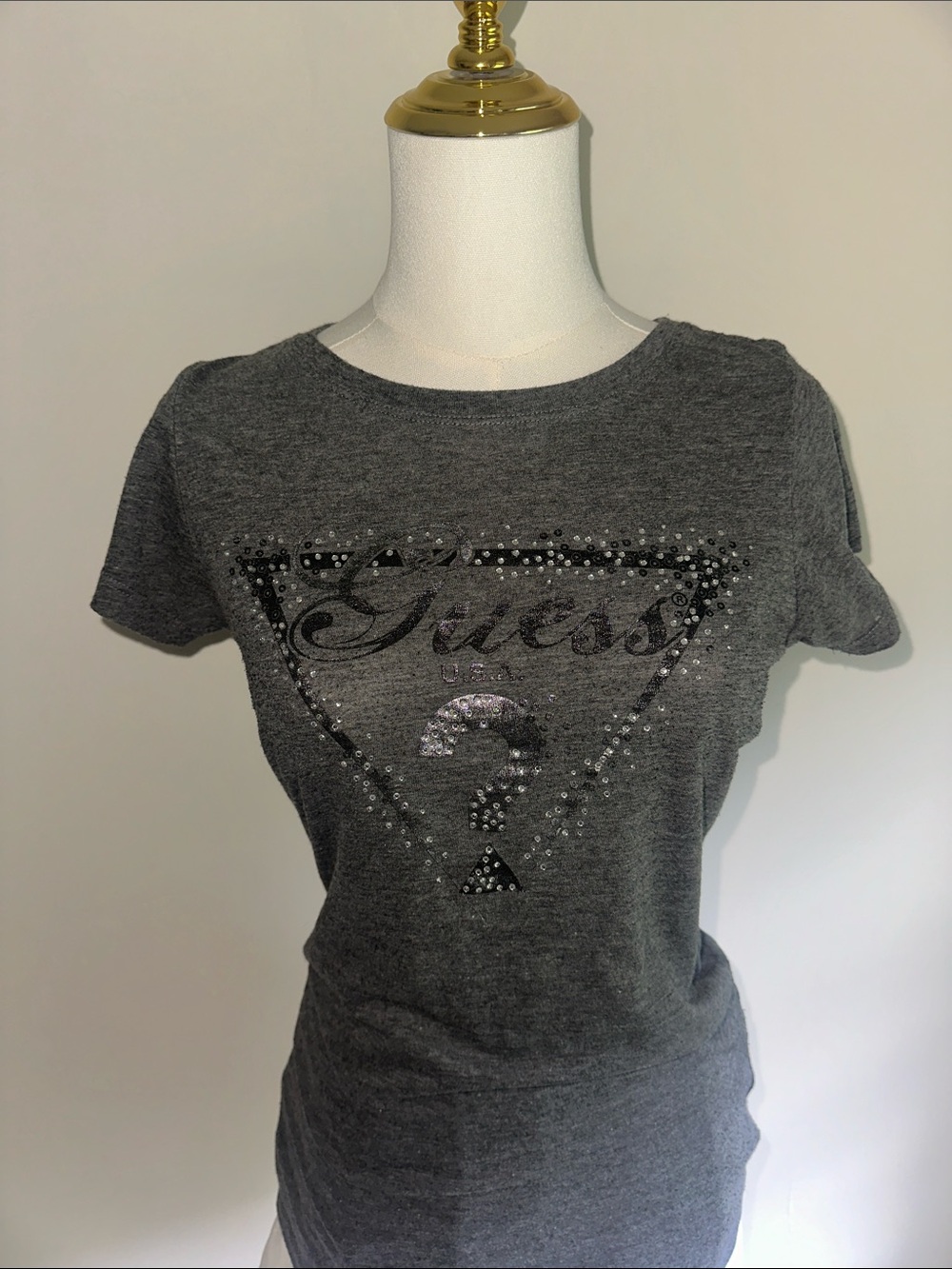 Vintage Guess Gray Rhinestone Triangle Logo Short Sleeve Tee